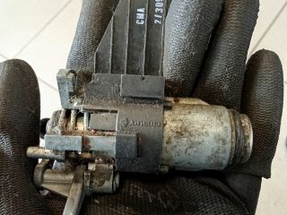 bontott VW POLO IV Csomagtérajtó Zárszerkezet