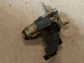 bontott VW POLO IV Csomagtérajtó Zárszerkezet