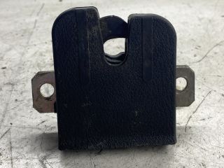 bontott VW POLO IV Csomagtérajtó Zárszerkezet