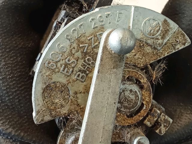 bontott VW POLO IV Csomagtérajtó Zárszerkezet