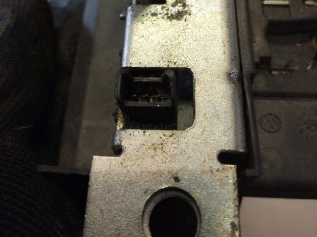 bontott VW POLO IV Csomagtérajtó Zárszerkezet