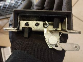 bontott VW POLO IV Csomagtérajtó Zárszerkezet