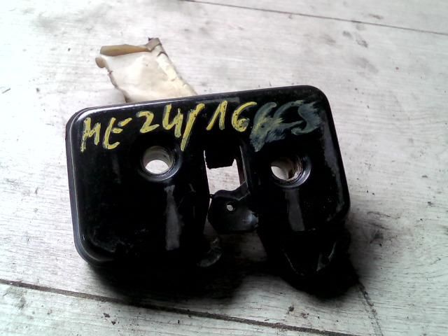 bontott VW POLO IV Csomagtérajtó Zárszerkezet