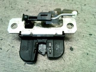 bontott VW POLO IV Csomagtérajtó Zárszerkezet