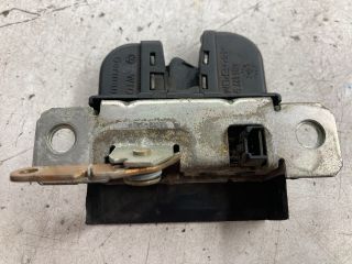 bontott VW POLO IV Csomagtérajtó Zárszerkezet