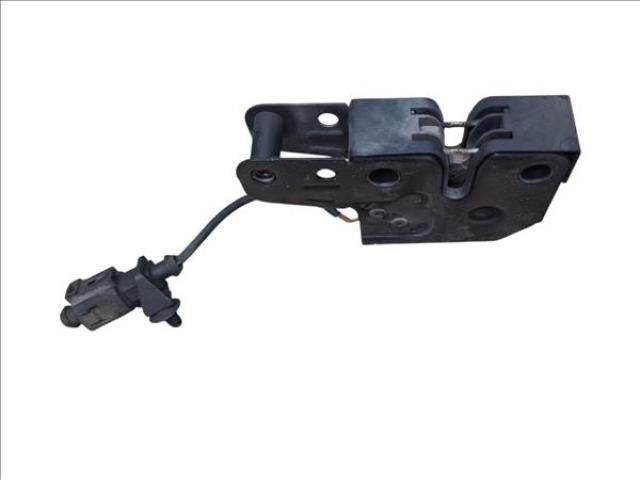 bontott VW POLO IV Csomagtérajtó Zárszerkezet