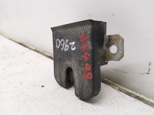 bontott VW POLO IV Csomagtérajtó Zárszerkezet