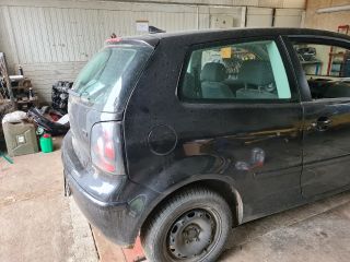 bontott VW POLO IV Csomagtérajtó Zárszerkezet