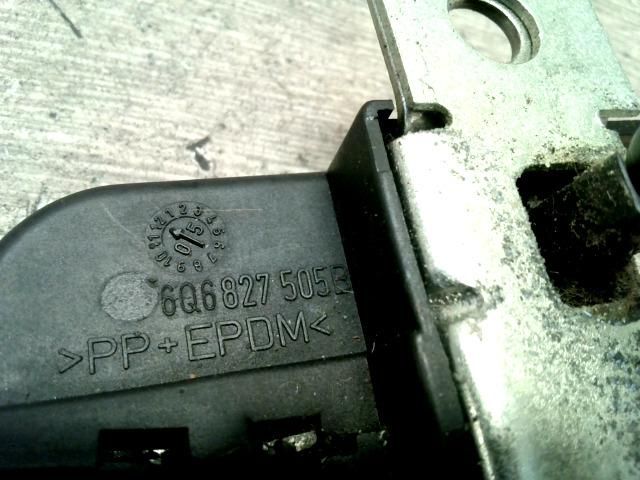 bontott VW POLO IV Csomagtérajtó Zárszerkezet