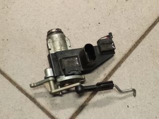 bontott VW POLO IV Csomagtérajtó Zárszerkezet