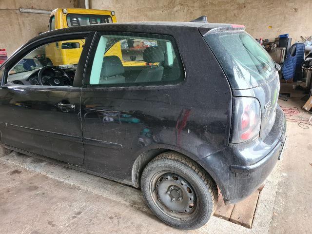 bontott VW POLO IV Csomagtérajtó Zárszerkezet