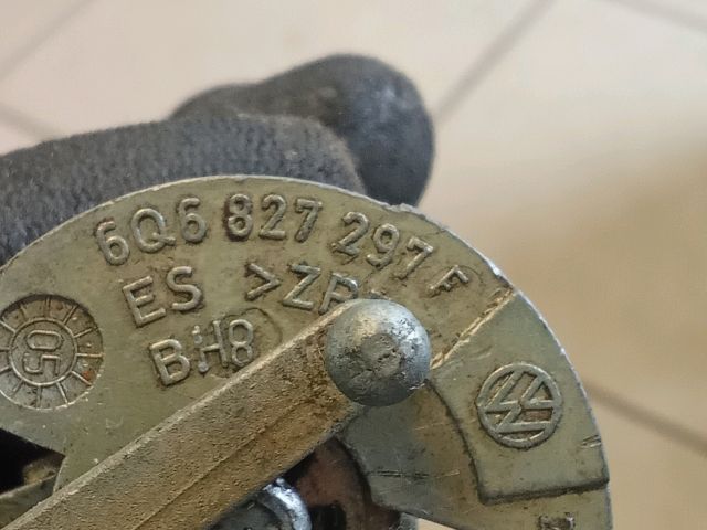 bontott VW POLO IV Csomagtérajtó Zárszerkezet