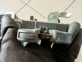 bontott VW POLO IV Csomagtérajtó Zárszerkezet