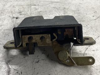 bontott VW POLO IV Csomagtérajtó Zárszerkezet