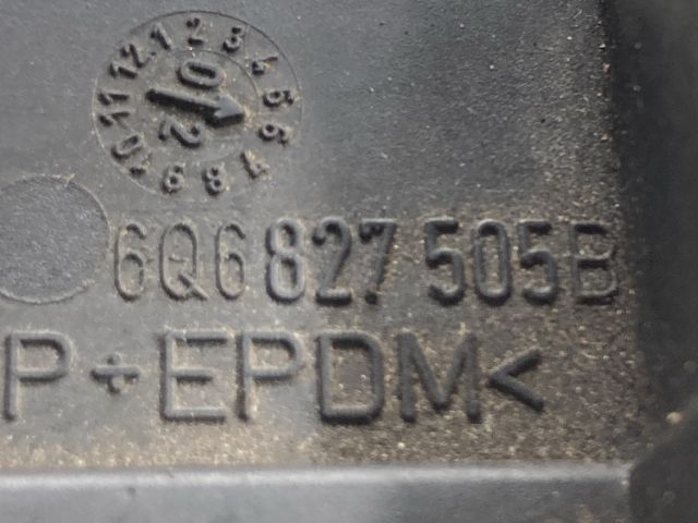 bontott VW POLO IV Csomagtérajtó Zárszerkezet