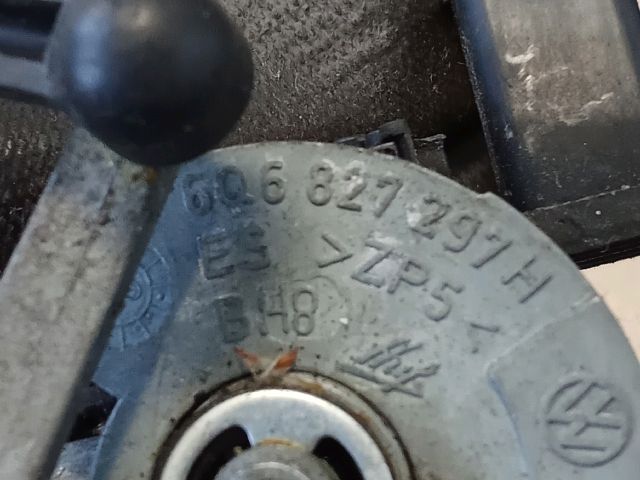 bontott VW POLO IV Csomagtérajtó Zárszerkezet