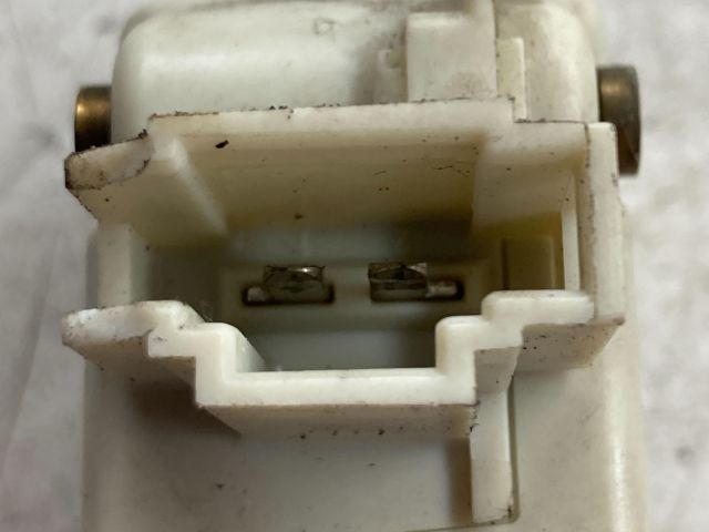 bontott VW POLO IV Csomagtérajtó Zárszerkezet