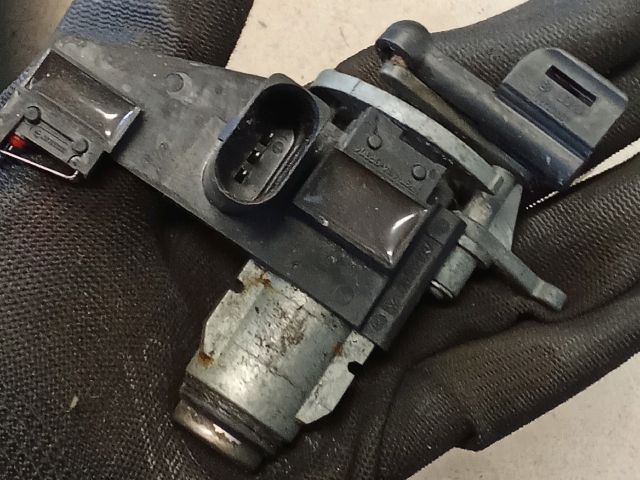 bontott VW POLO IV Csomagtérajtó Zárszerkezet