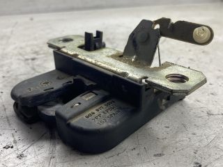 bontott VW POLO IV Csomagtérajtó Zárszerkezet