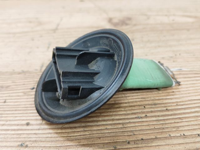 bontott VW POLO IV Előtét Ellenállás Fűtőmotor