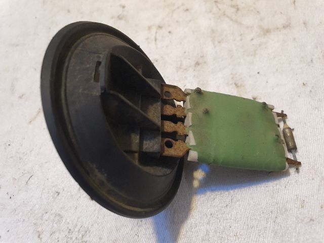 bontott VW POLO IV Előtét Ellenállás Fűtőmotor