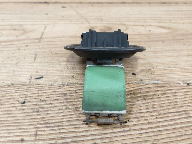 bontott VW POLO IV Előtét Ellenállás Fűtőmotor