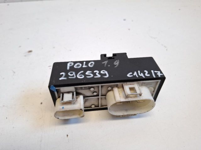 bontott VW POLO IV Előtét Ellenállás Hűtőventilátor