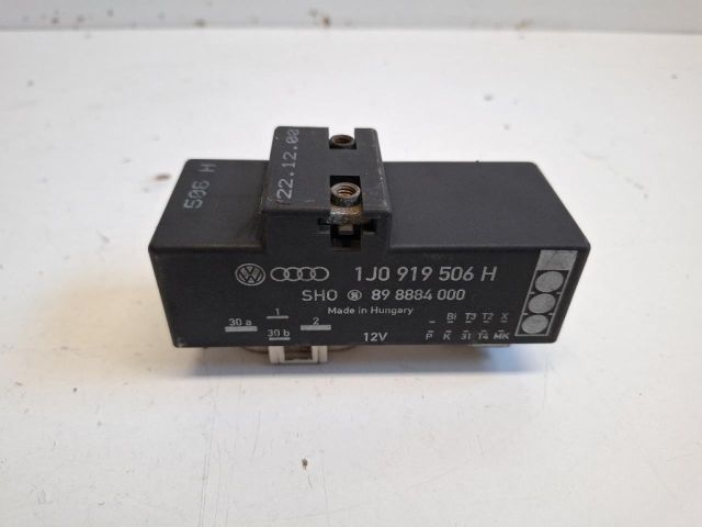 bontott VW POLO IV Előtét Ellenállás Hűtőventilátor