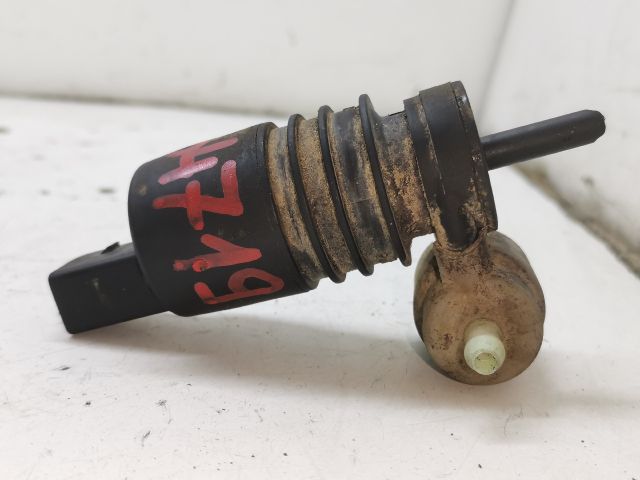 bontott VW POLO IV Első Ablakmosó Szivattyú