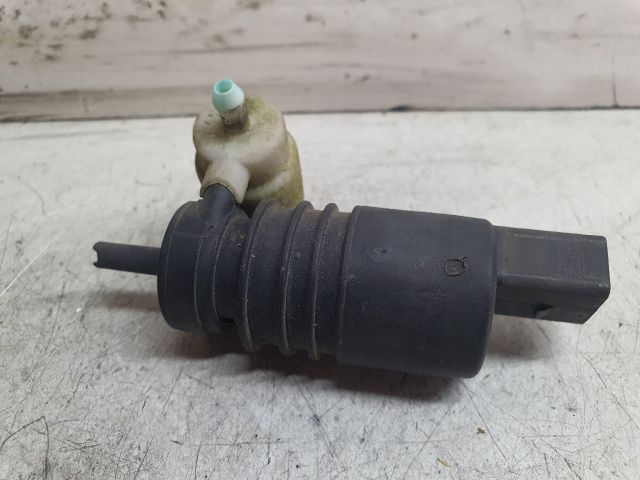 bontott VW POLO IV Első Ablakmosó Szivattyú