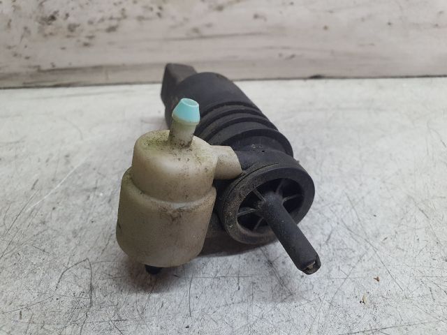 bontott VW POLO IV Első Ablakmosó Szivattyú