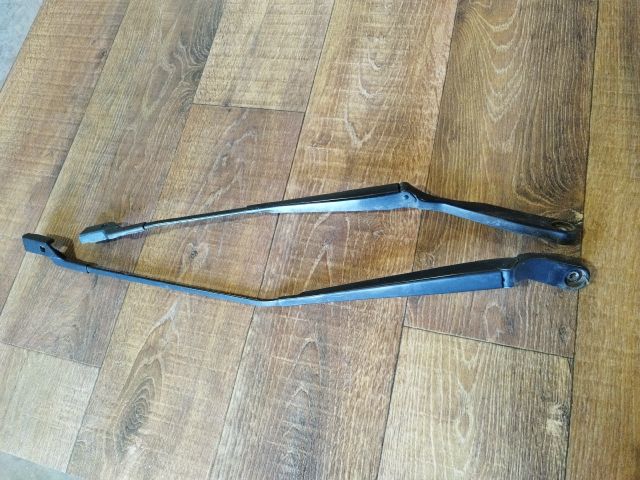 bontott VW POLO IV Első Ablaktörlő Kar