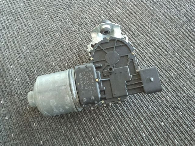 bontott VW POLO IV Első Ablaktörlő Motor