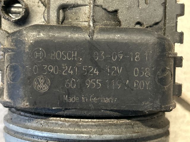 bontott VW POLO IV Első Ablaktörlő Motor