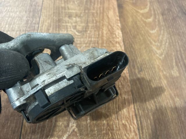 bontott VW POLO IV Első Ablaktörlő Motor