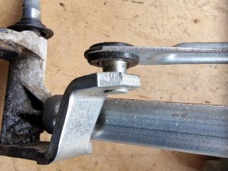 bontott VW POLO IV Első Ablaktörlő Szerkezet Motorral