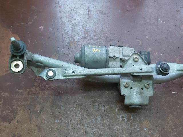 bontott VW POLO IV Első Ablaktörlő Szerkezet Motorral