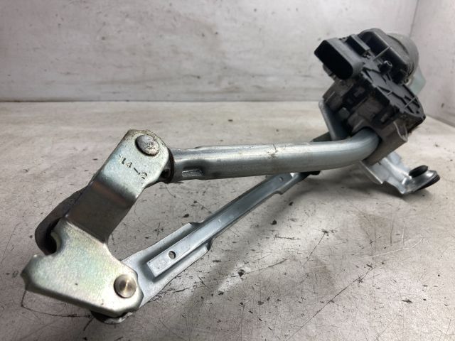 bontott VW POLO IV Első Ablaktörlő Szerkezet Motorral