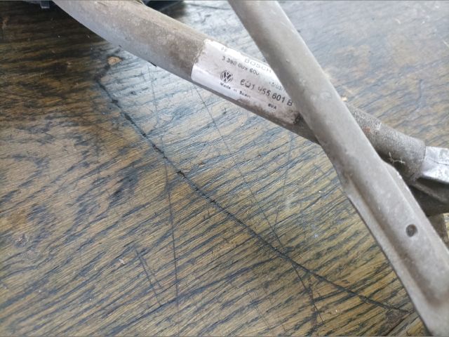 bontott VW POLO IV Első Ablaktörlő Szerkezet Motorral