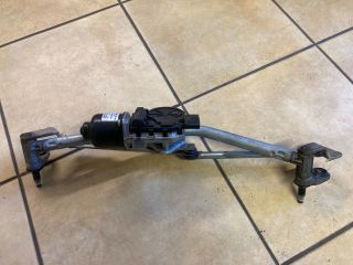 bontott VW POLO IV Első Ablaktörlő Szerkezet Motorral