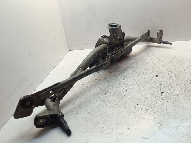 bontott VW POLO IV Első Ablaktörlő Szerkezet Motorral