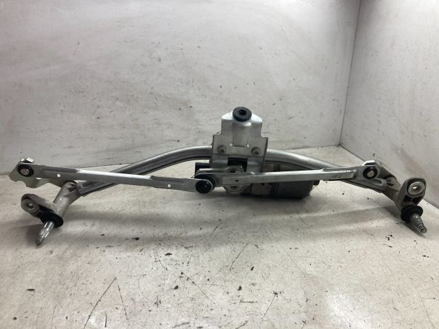 bontott VW POLO IV Első Ablaktörlő Szerkezet Motorral