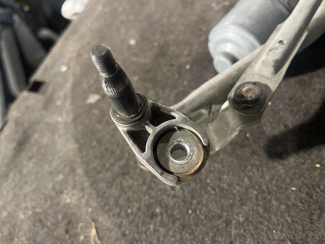 bontott VW POLO IV Első Ablaktörlő Szerkezet Motorral