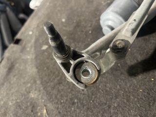 bontott VW POLO IV Első Ablaktörlő Szerkezet Motorral