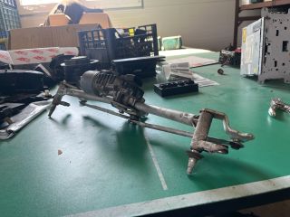 bontott VW POLO IV Első Ablaktörlő Szerkezet Motorral