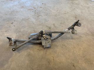 bontott VW POLO IV Első Ablaktörlő Szerkezet Motorral