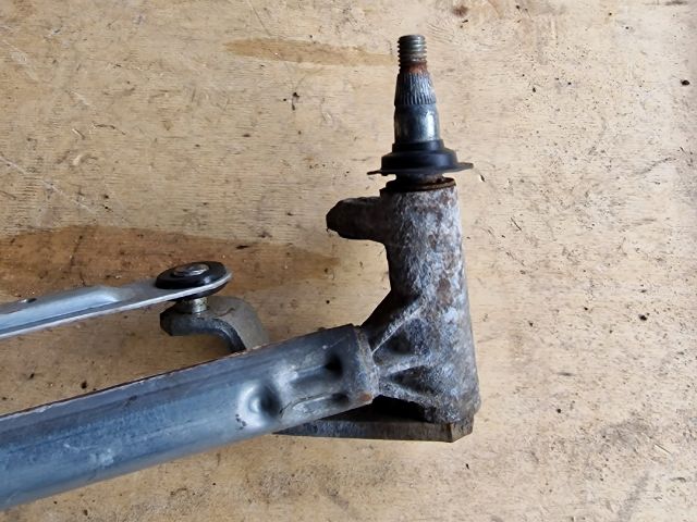 bontott VW POLO IV Első Ablaktörlő Szerkezet Motorral