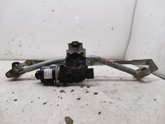 bontott VW POLO IV Első Ablaktörlő Szerkezet Motorral