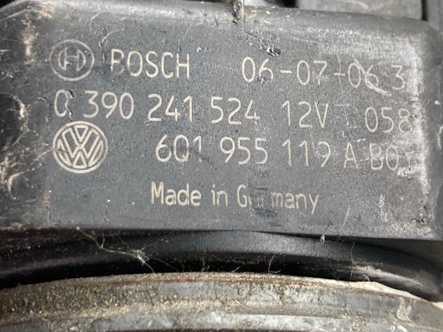 bontott VW POLO IV Első Ablaktörlő Szerkezet Motorral