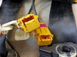 bontott VW POLO IV Első Biztonsági Öv Pár (Feszítővel)